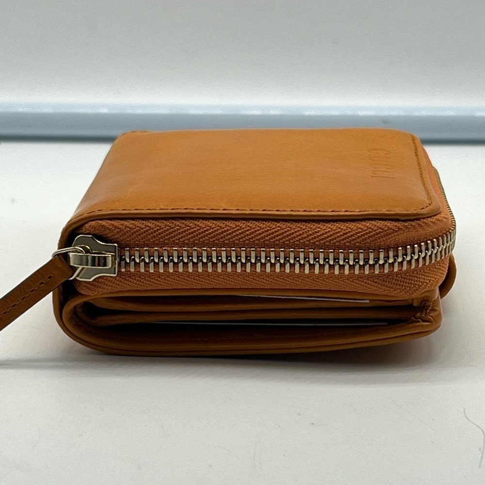 GUCCI washed soft calf Mari gold leather zip wallet 7618 - Picture 13 of 16